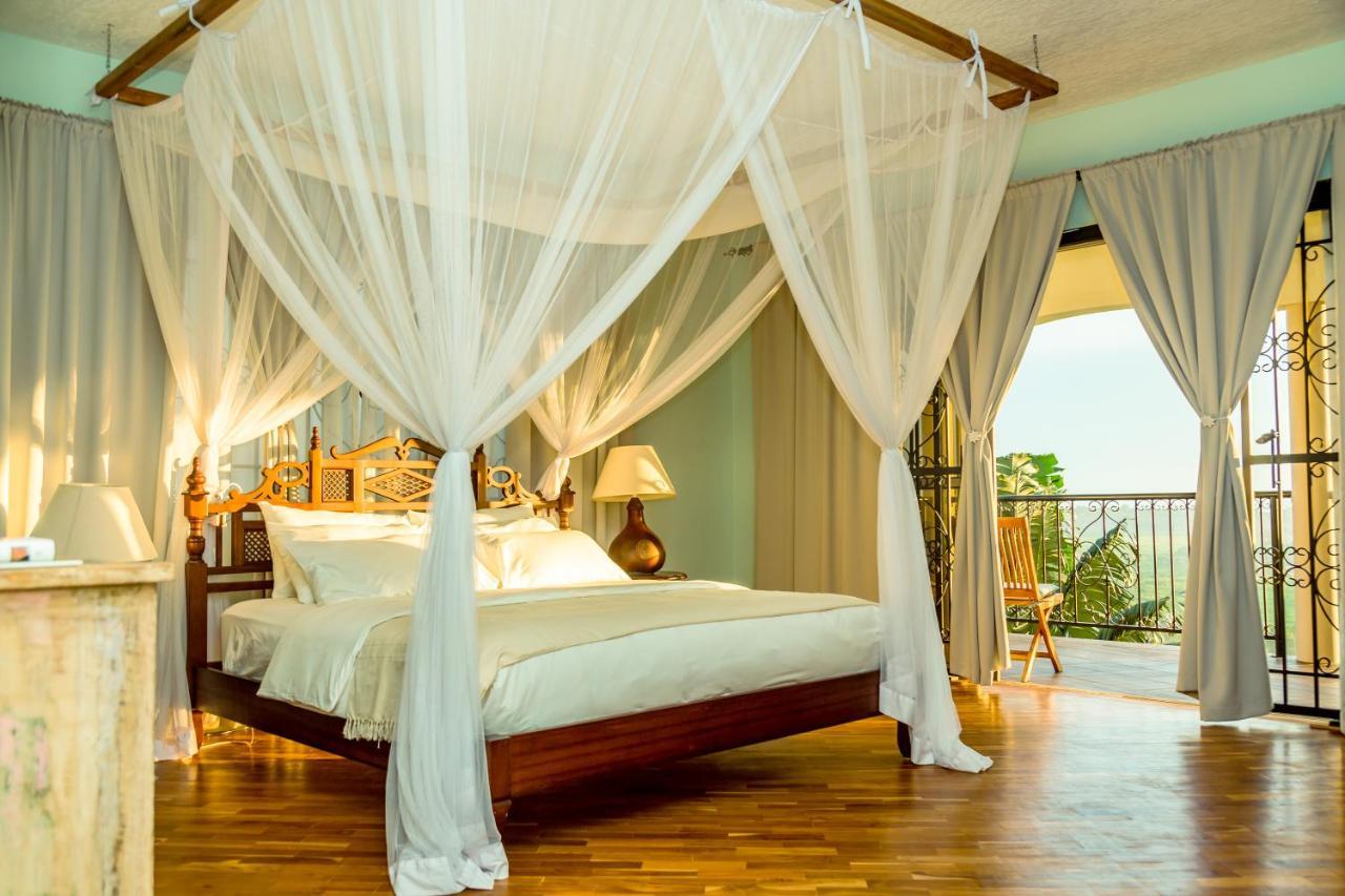 Ewange - A Casa Mia Bed and Breakfast Kampala Exteriör bild